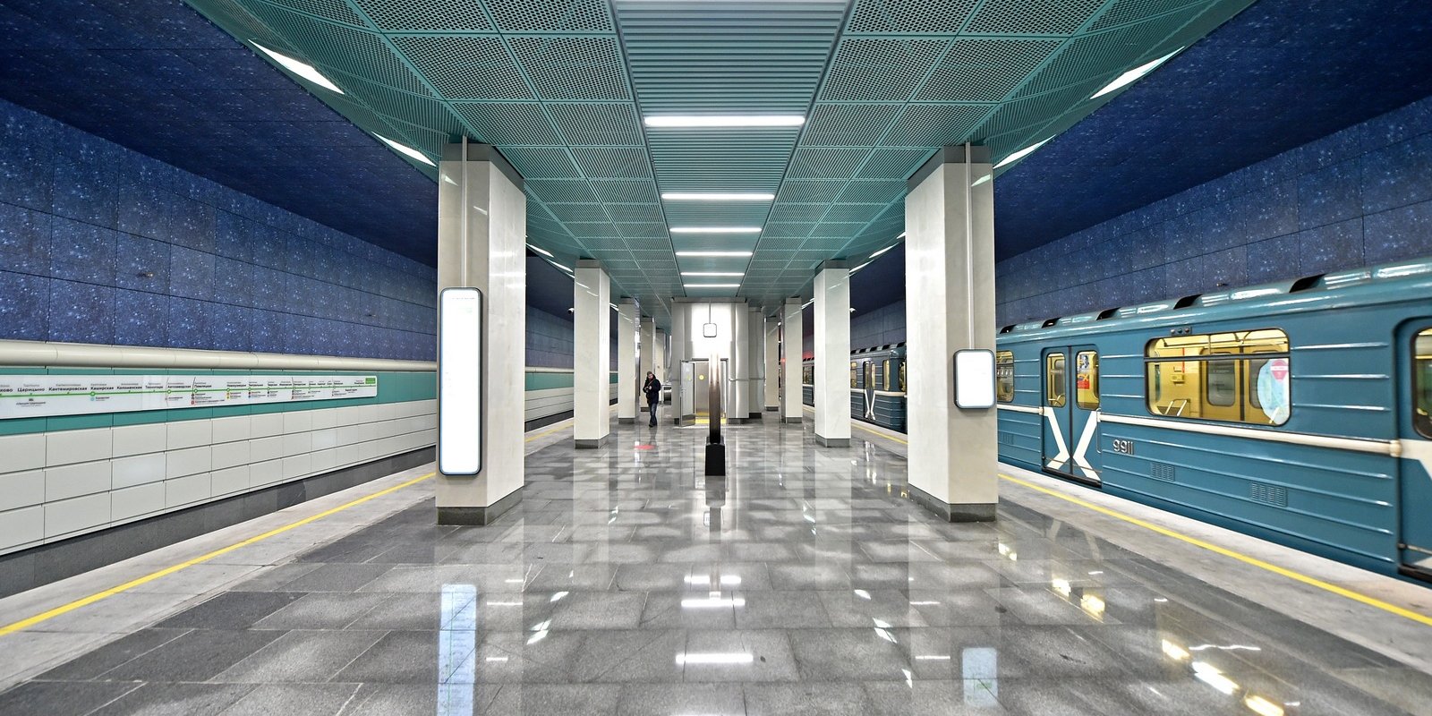 Belomorskaya metro station